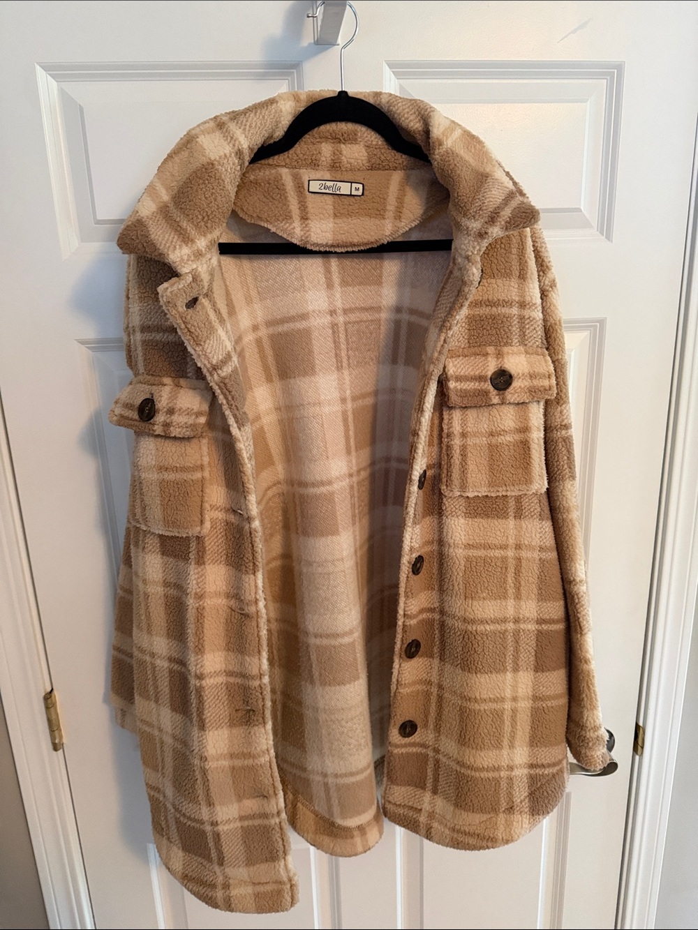 Women's Oversized Plaid Sherpa Shacket in Beige